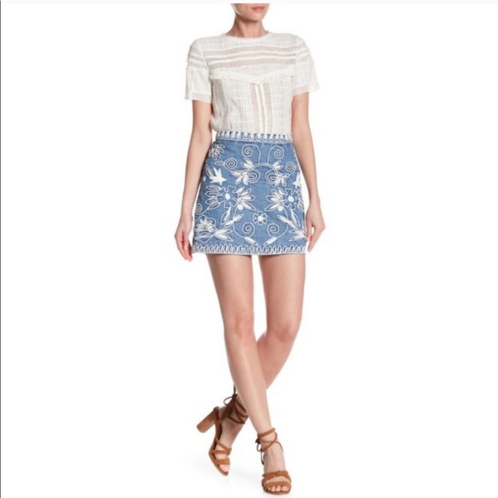 Alice and Olivia Riley Embroidered Skirt